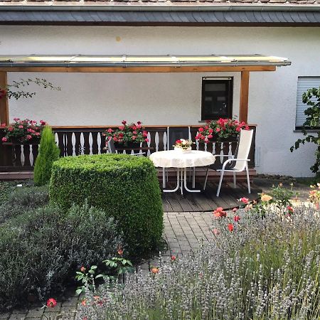 Monteur-/Und Ferienwohnung Diehl Asslar Exteriér fotografie