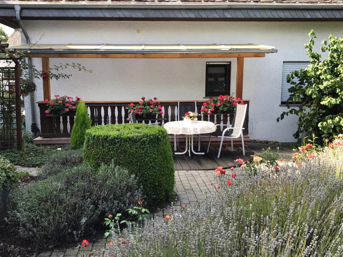 Monteur-/Und Ferienwohnung Diehl Asslar Exteriér fotografie